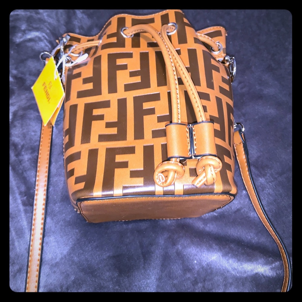 Crossbody, mini bucket bag